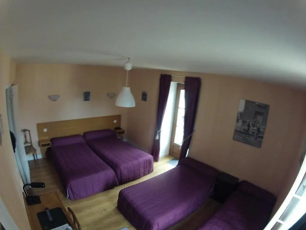 Les Appart'Hotels De La Fontaine Autoire Otel