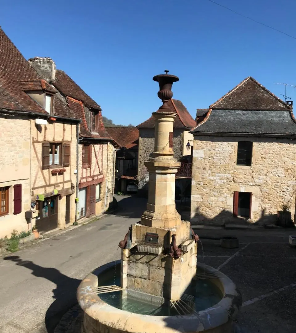 Les Appart'Hotels De La Fontaine Autoire