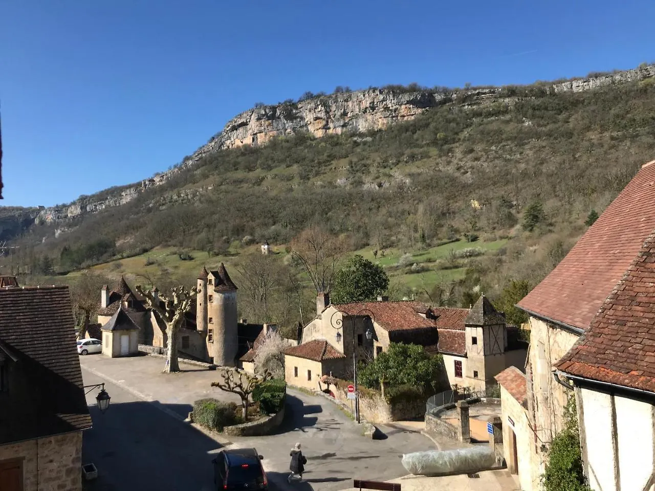 Les Appart'Hotels De La Fontaine Autoire